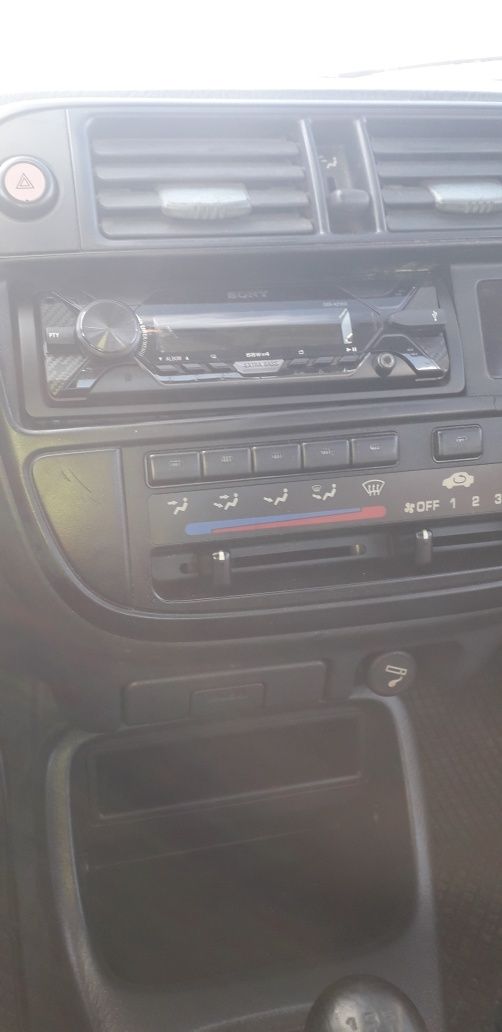 Honda civic 1.4i