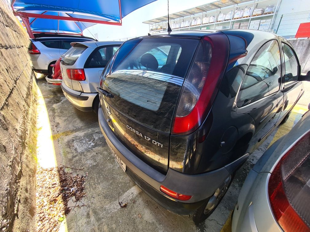 Opel Corsa 1.7 DTI 5 Lugares