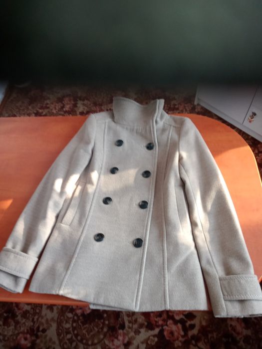 Kurtka/Płaszcz  jesienno-zimowa dla dziewczynki  rozmiar 134/140