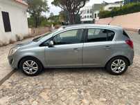 Vendo Corsa automático.