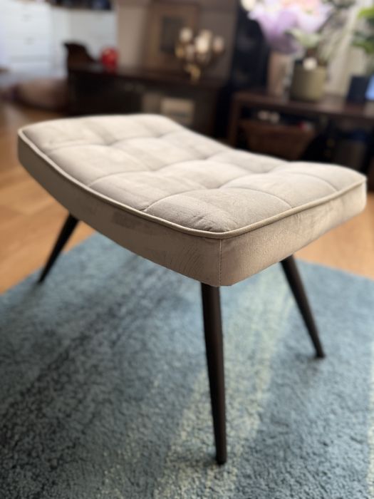 Taboret  stołek  tapicerowany