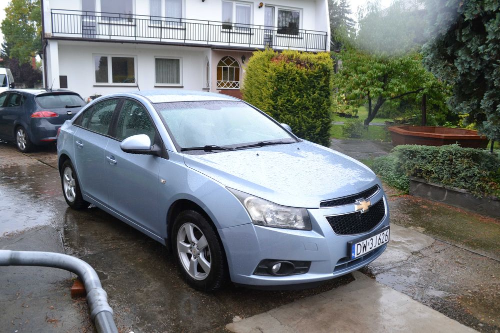 Cruze - 1.6 benzyna - Mały przebieg-ŚLICZNY KOLOR-nowe opony i rozrząd