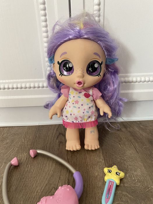 Лялька інтерактивна, Ельза