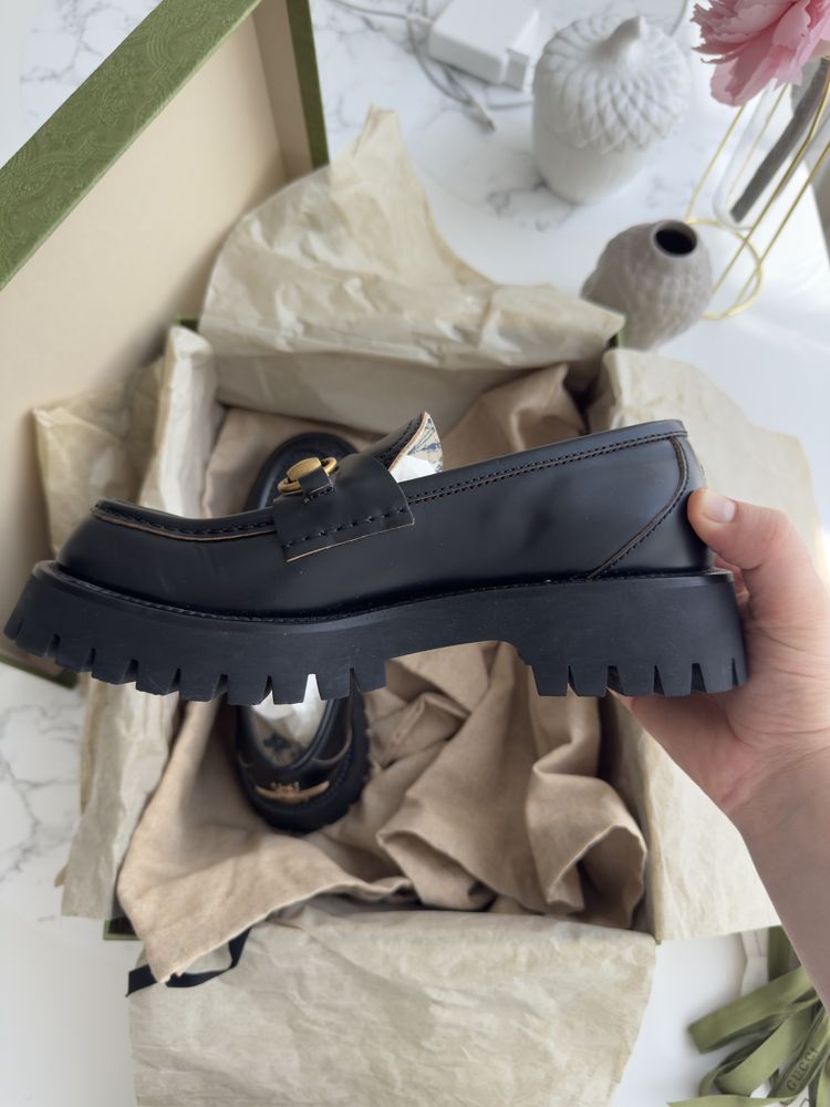 Продам шкіряні лофери GUCCI!