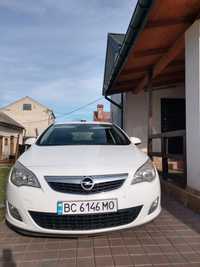 Opel Astra J 2010