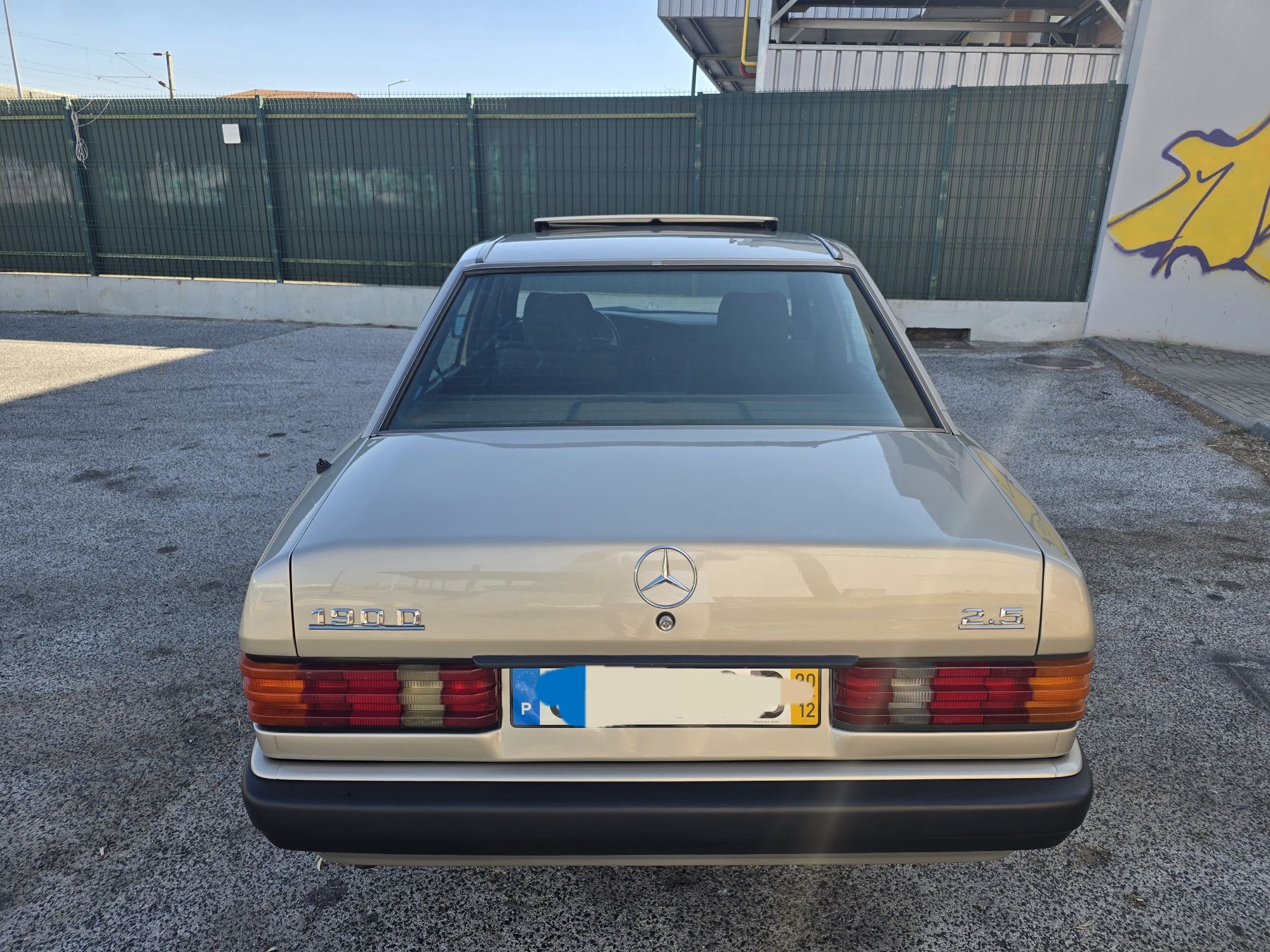 Mercedes Benz 190D 2.5