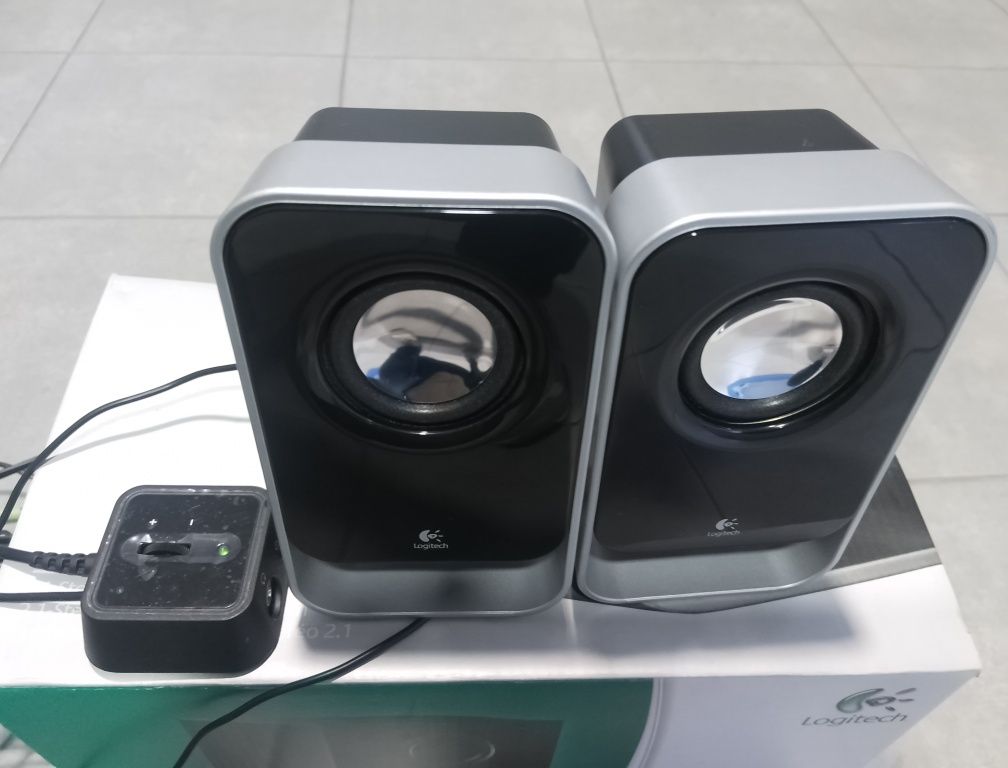 Colunas Logitech Ls21 2.1