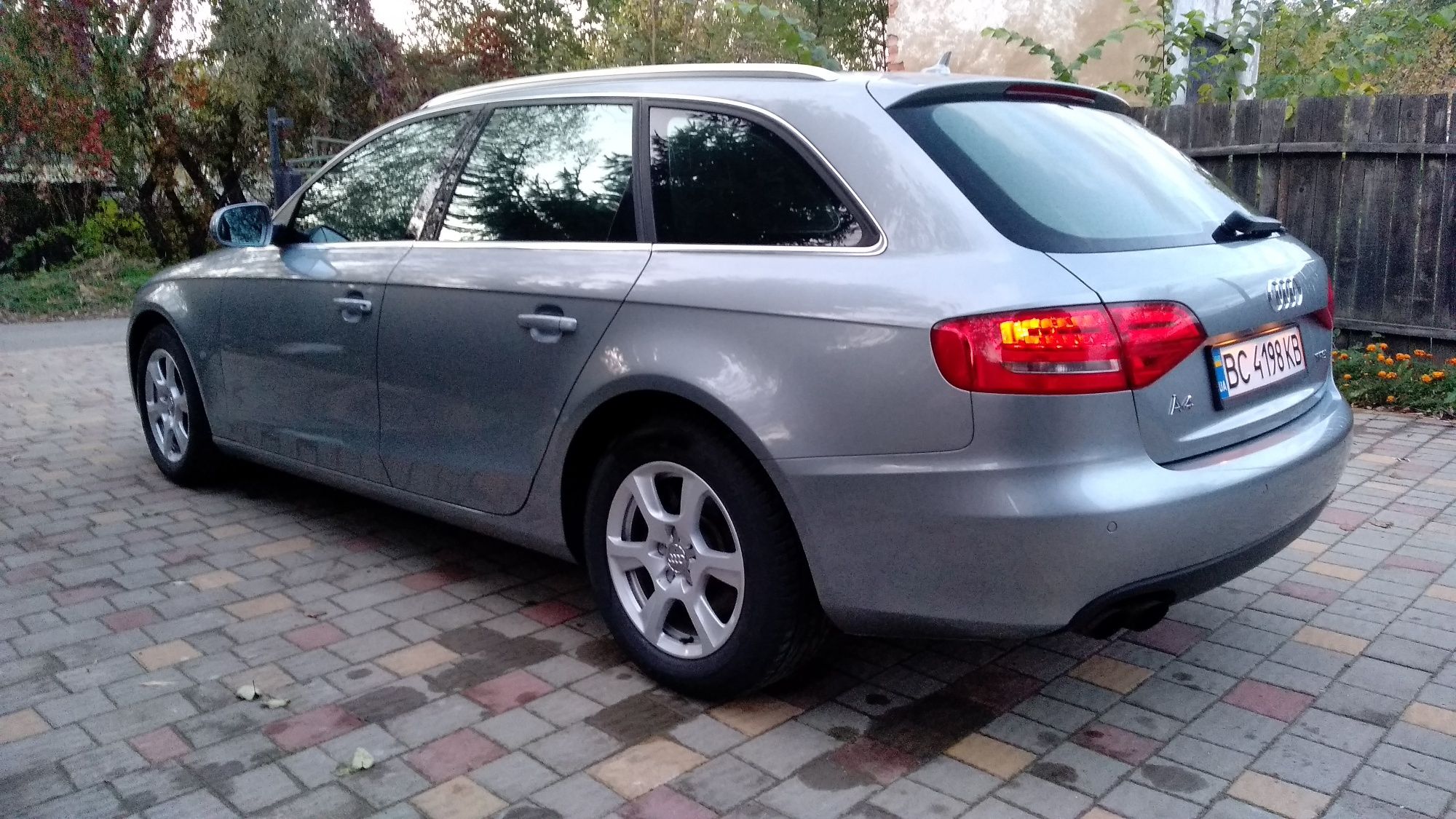 Audi a4 b8 2010.