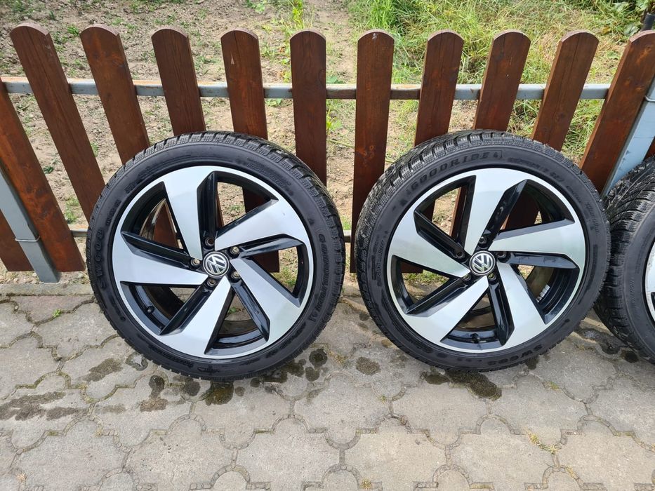 Felgi Koła Alufelgi Milton Golf 7.5 GTI 225/45/18 Goodride Zimowe