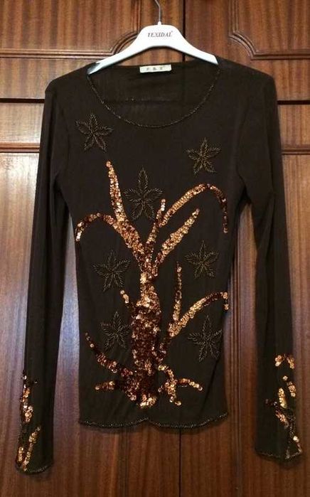 Camisola de Senhora.