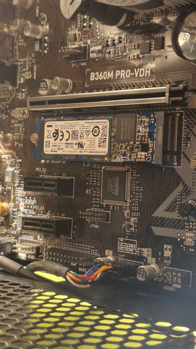 PC Gamer i5 8400 4.0Ghz|16Gb DDR4|GTX 1070 8GB|NVME+HDD|Win 11|ARGB