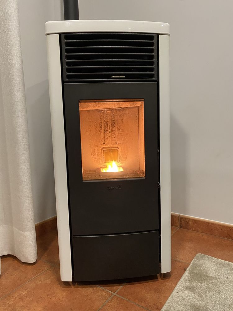 Salamandra pellets, Ravelli R70