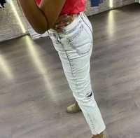 Джинси з розрізами джинси з подертостями джинси zara джинси mango