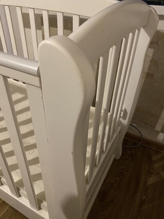 Дитяче ліжечко верес