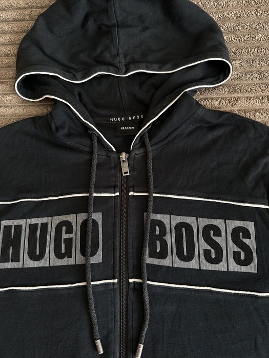 Кофта батнік Hugo Boss)