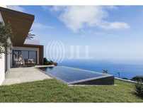 Moradia T3 com piscina, em Prazeres, Calheta, Madeira