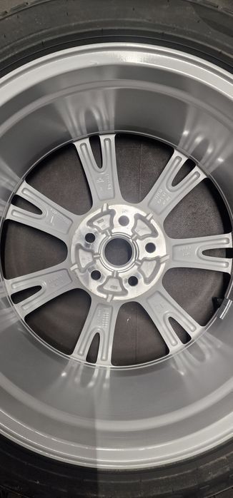 Nowe Koła Zimowe  Tesla Y    255 45 R19 Pirelli Sottozero 2024