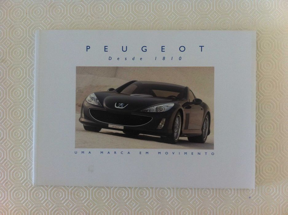 Livro automóvel História da Peugeot
