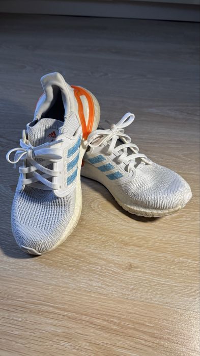 Кросівки для бігу Adidas UltraBOOST/Адідас