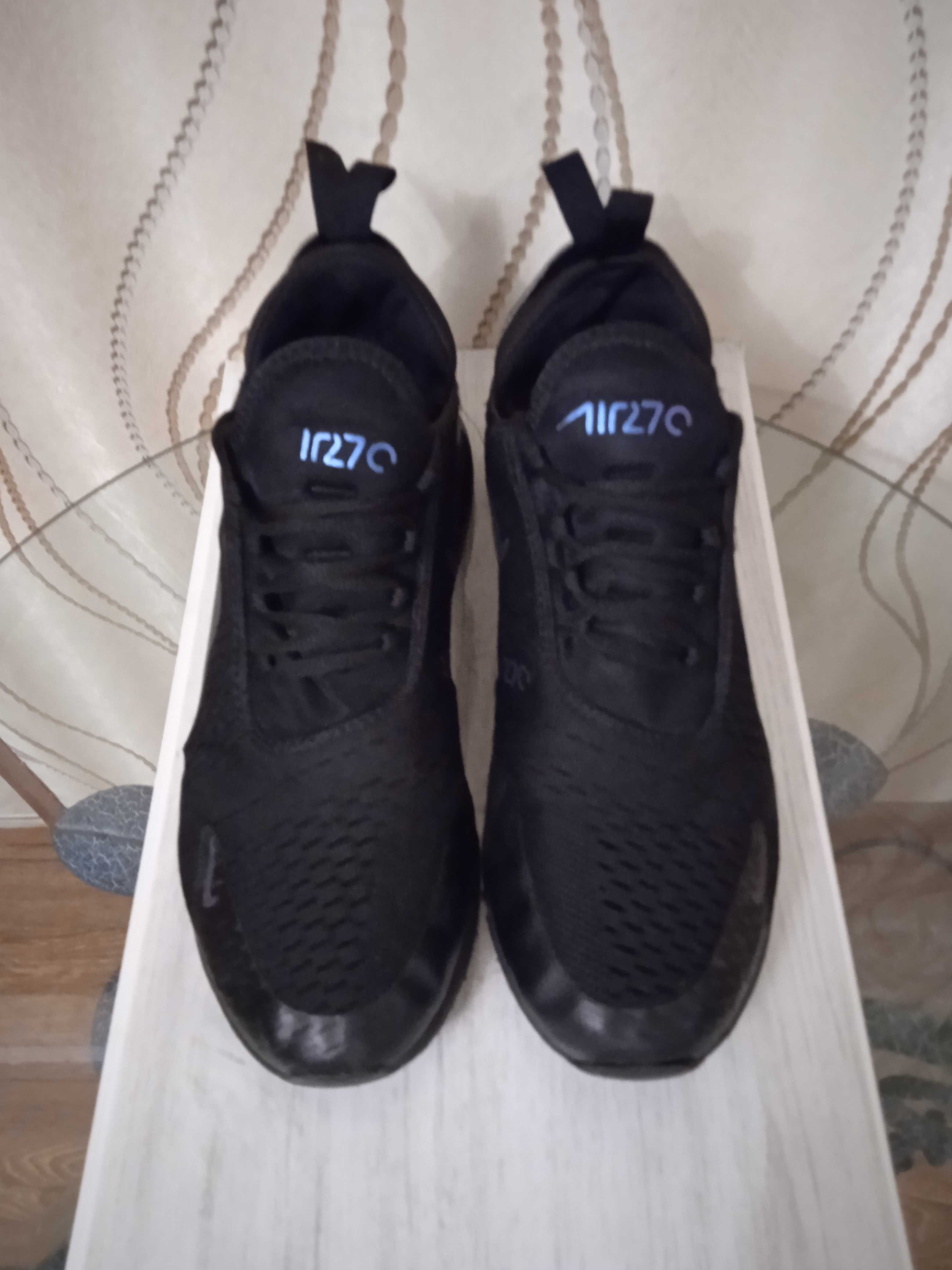 Кроссовки Nike Air Max 270 стелька 28,5 см