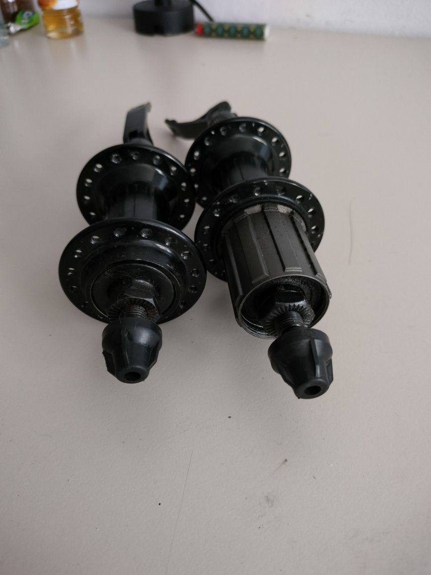 Piasty rowerowe centerlock 32H