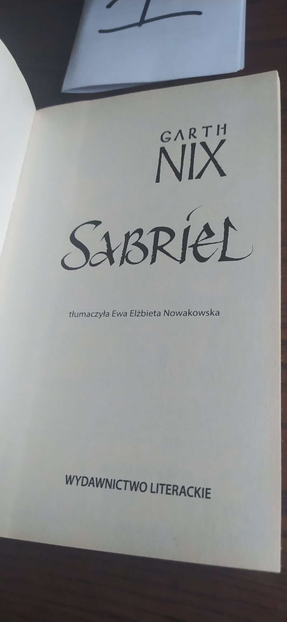Sabriel Garth Nix