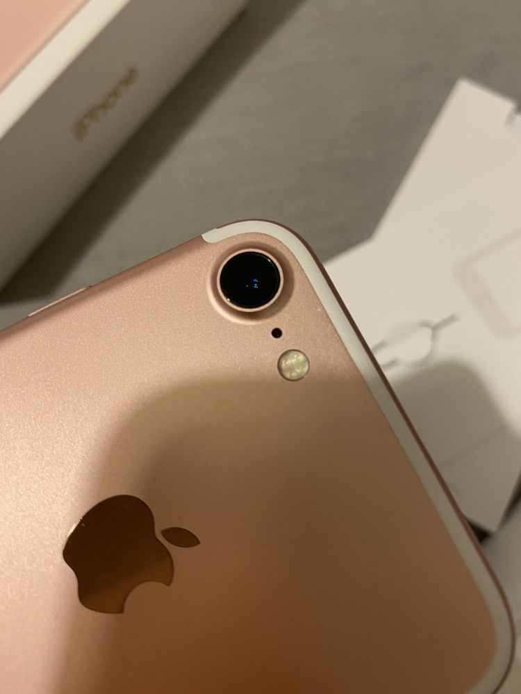 Iphone 7 rose gold 32gb uszkodzony glosnik i przednia kamera