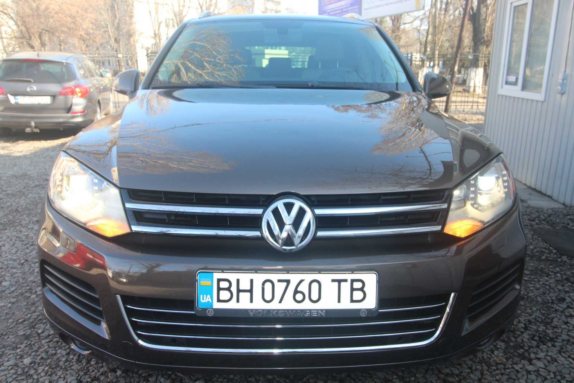 Продам автомобіль Volkswagen Touareg 2014 бенз 3.6 AT 280 к.с. 4Motion