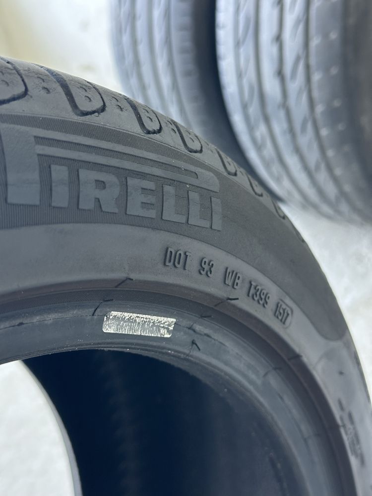 235–45-18 Pirelli Cinturato P7