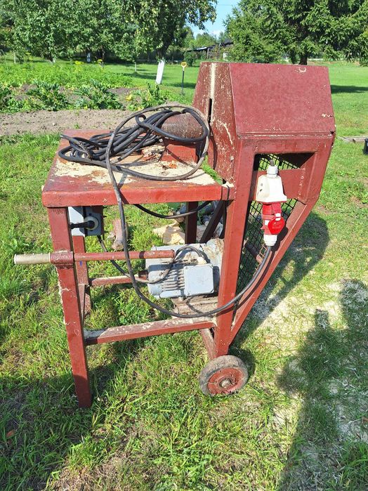 Łuparka DO DREWNA – Elektryczna.