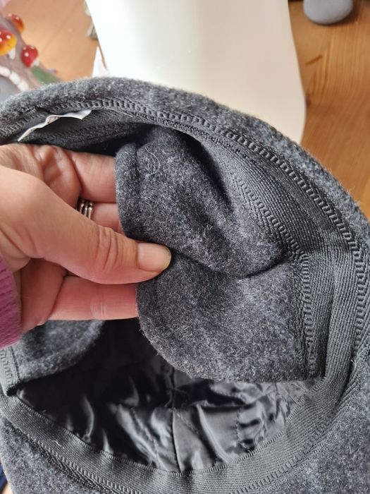 Boné, boina, chapéu de inverno. Novo