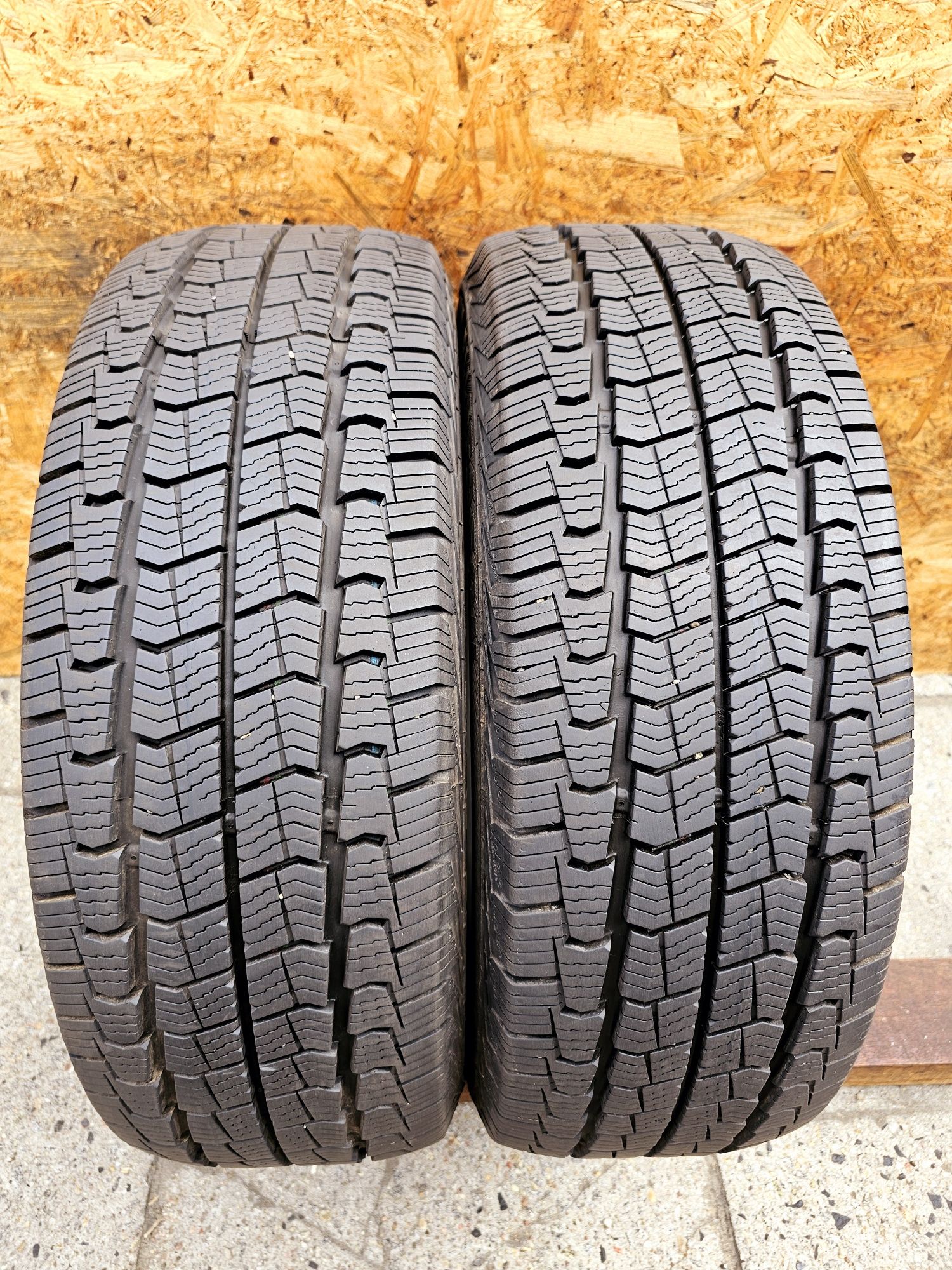 Idealne!!  8,5mm. 215/65 r16C Platin RP700 VAN All Season. 2023rok!