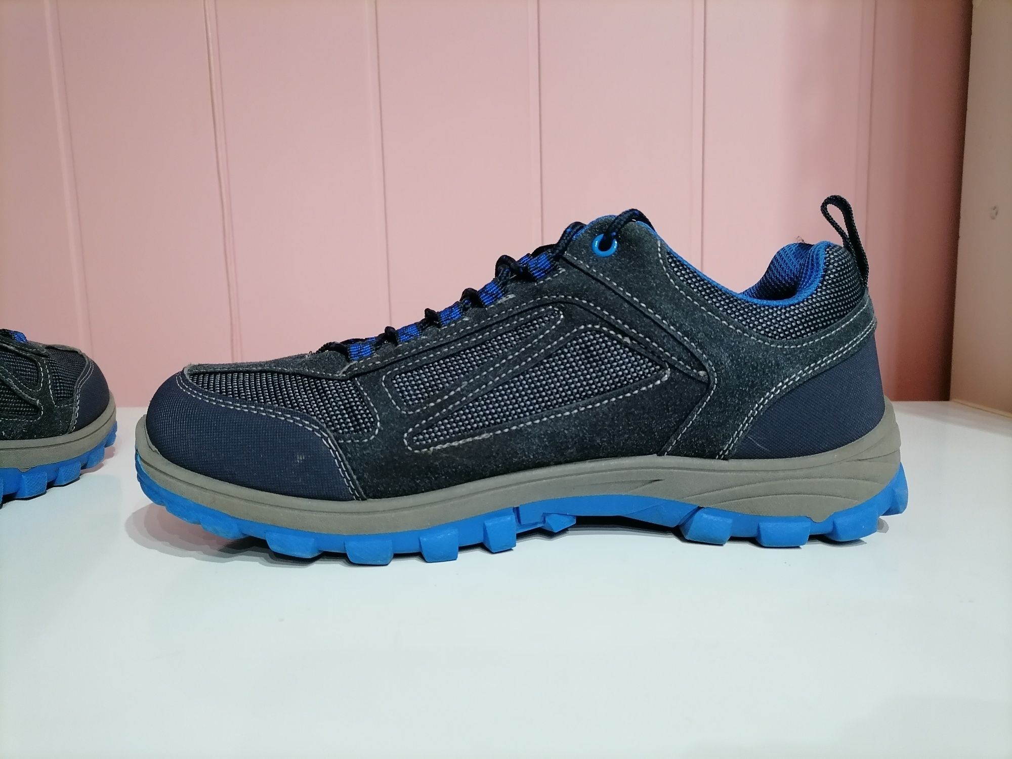 Кроссовки  Atlasformen