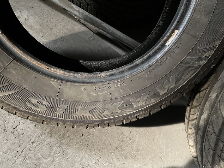 Літні шини Maxxis Premitra  (215/65R16 98V)