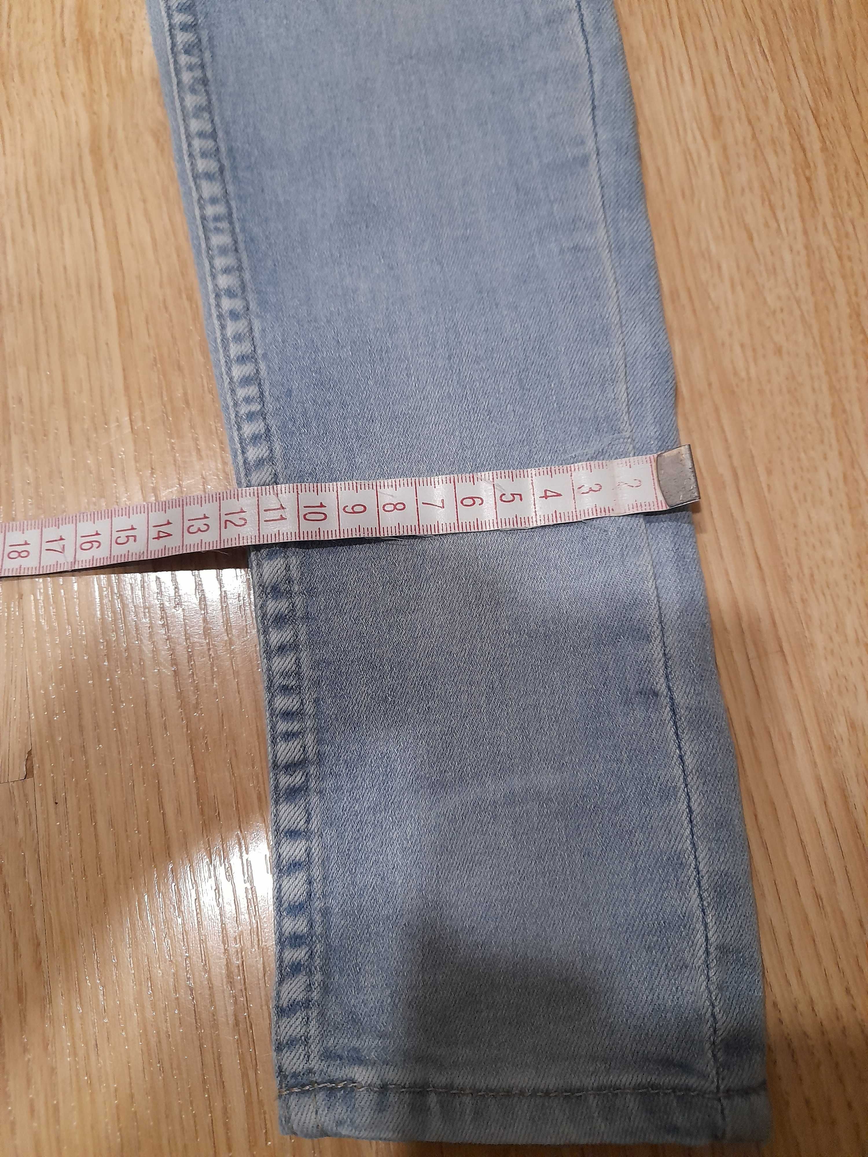 Spodnie damskie jeans  Divided rozm. 36