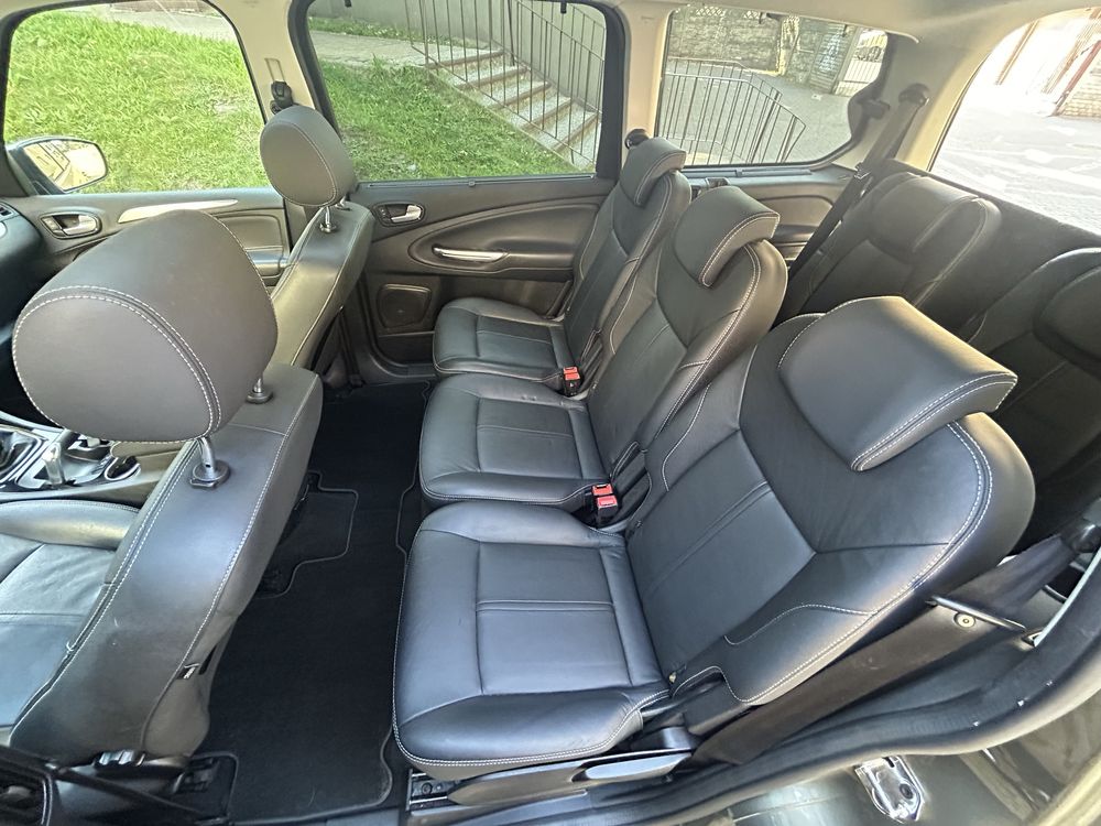 Ford Galaxy 1.6 TDCI (TITANIUM)  7-osobowy z panoramicznym dachem
