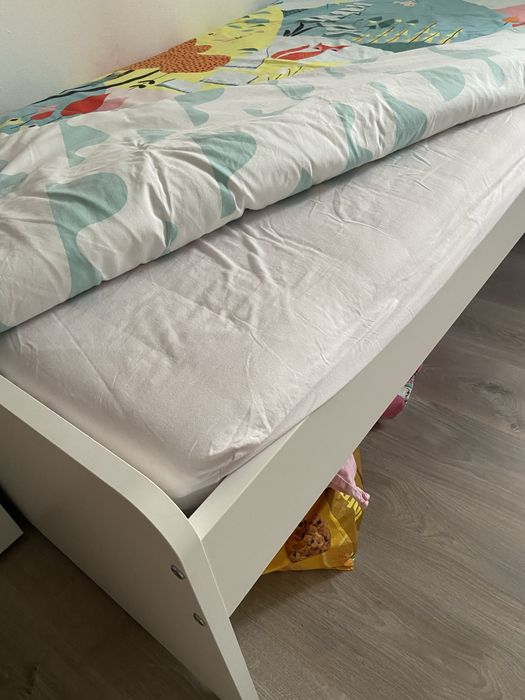 Camas individuais IKEA