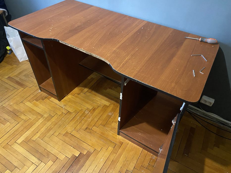 Письмовий стіл б/у