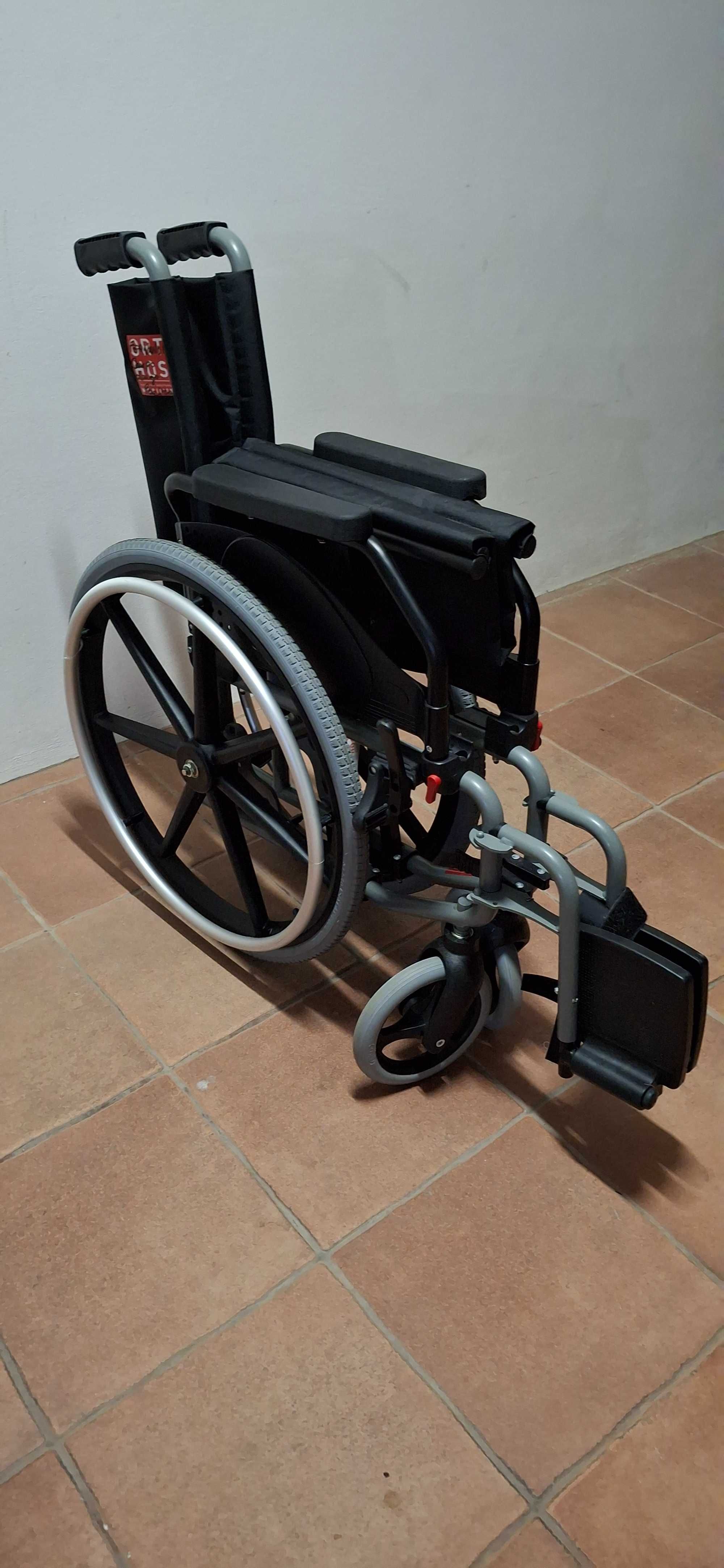 Cadeira de rodas Marca ORTHOS