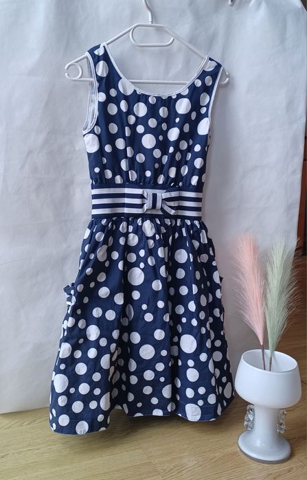 Sukienka Reporter groszki lata 80 90 koła kółka biała granatowa
