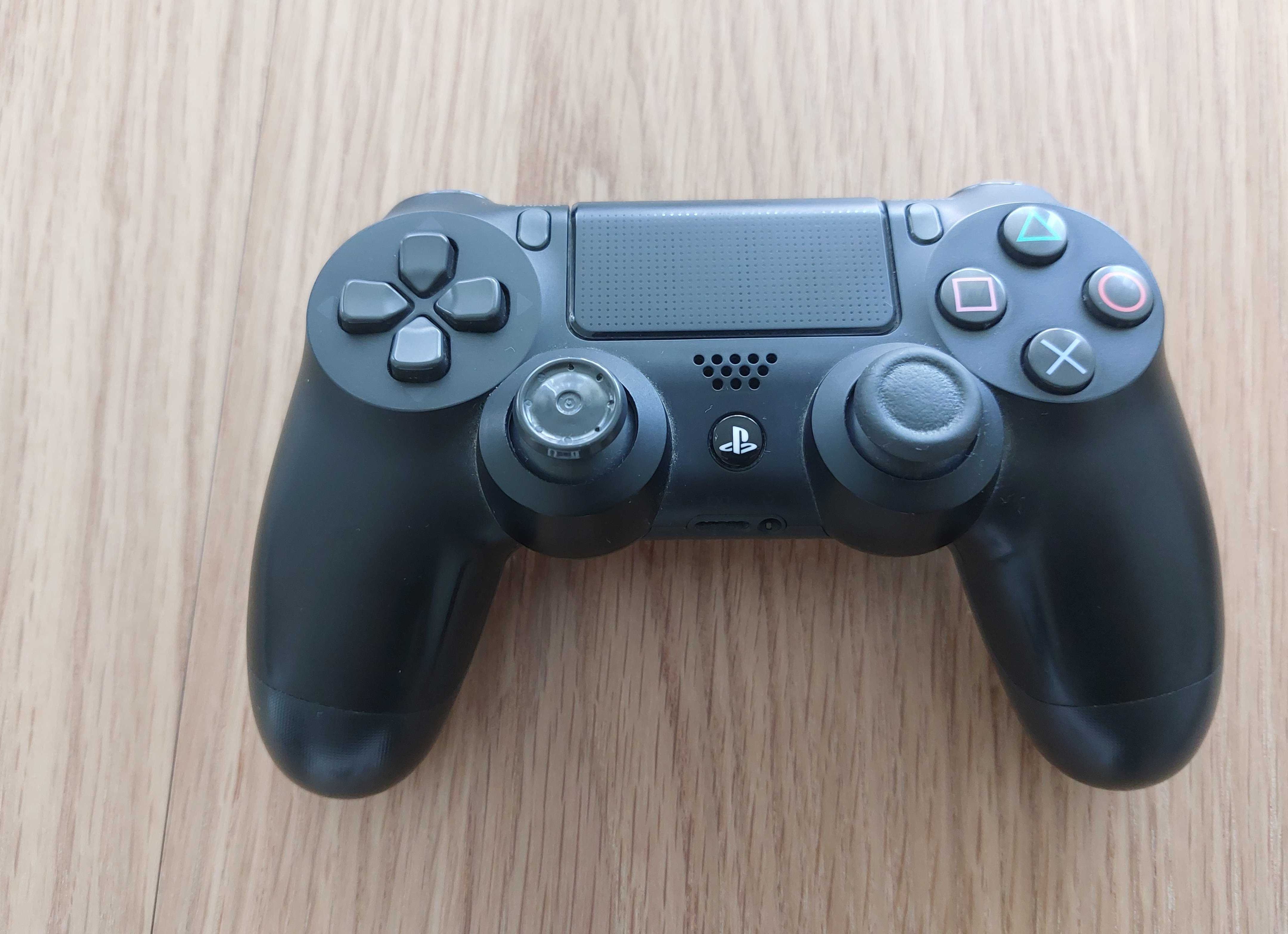 PlayStation 4 Pro 1TB + 2 pady DualShock 4 + Okablowanie | 4K HDR