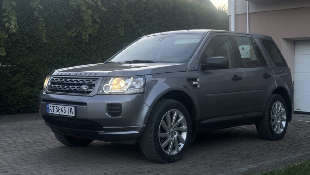 Land Rover Freelander 2013рік