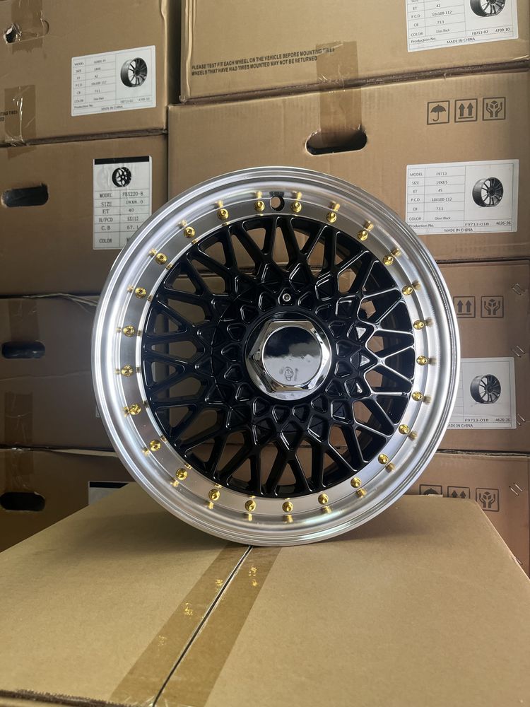 Jantes 14” 4x100 4x114.3 Novas com aba estilo BBS 2 cores