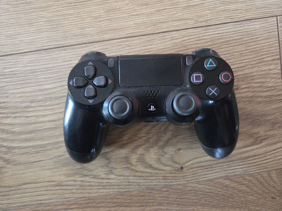 Pad Ps4 uszkodzony