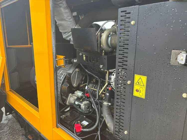Дизельний генератор JCB G140QS - 140kVA / 112кВт Лише 2 година роботи