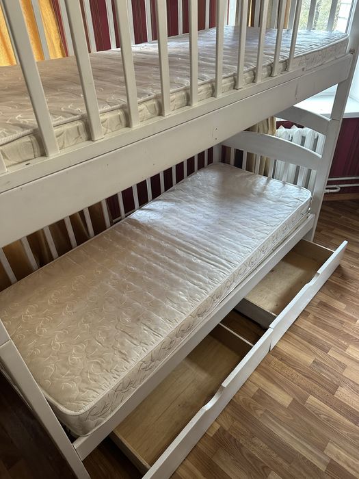 Двоярусне ліжко з матрацом / Двухъярусная кровать с матрасом