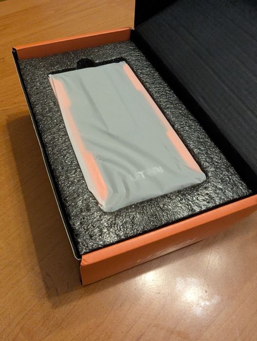 UTRAI Jump Starter T1 / urządzenie rozruchowe do auta / rozrusznik