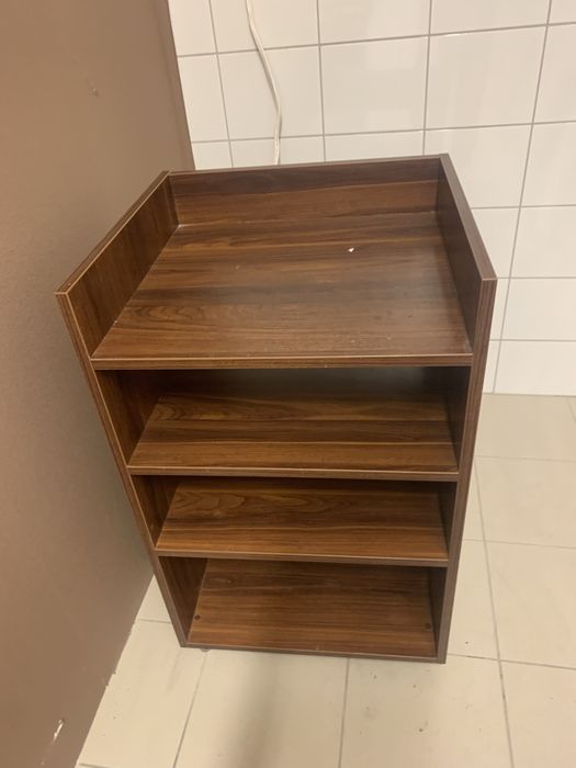 Szafka na Kółkach  polki