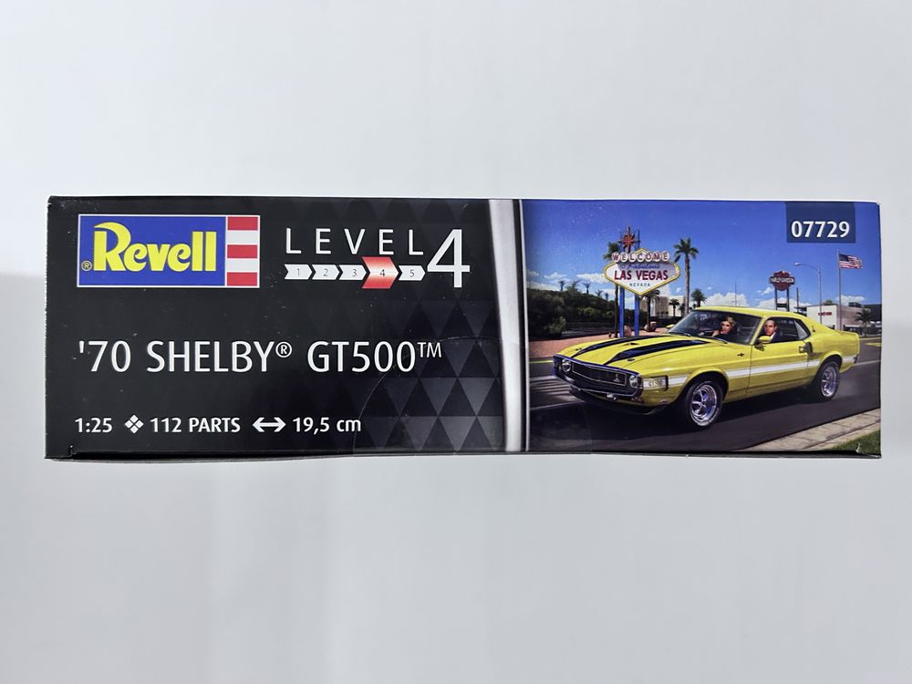 Samochód 70 Shelby GT500 model Revell 07729