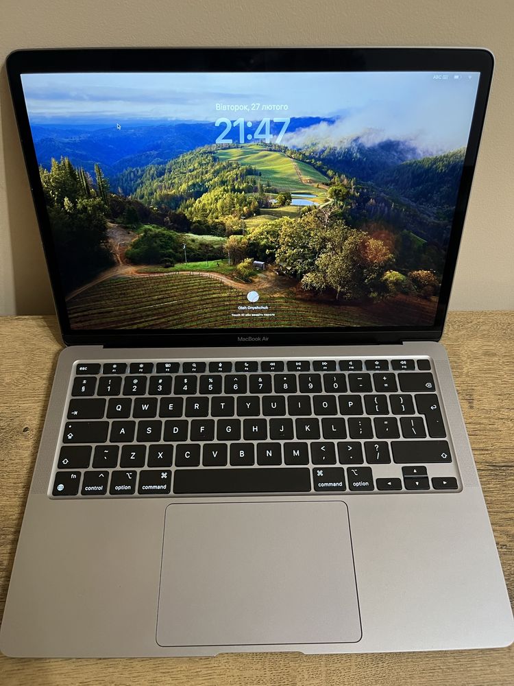 Apple MacBook Air 2020 M1 8/256gb Space Grey